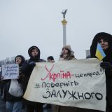 Šikorski: Najbrži put da Ukrajina izgubi podršku jeste korupcija 2