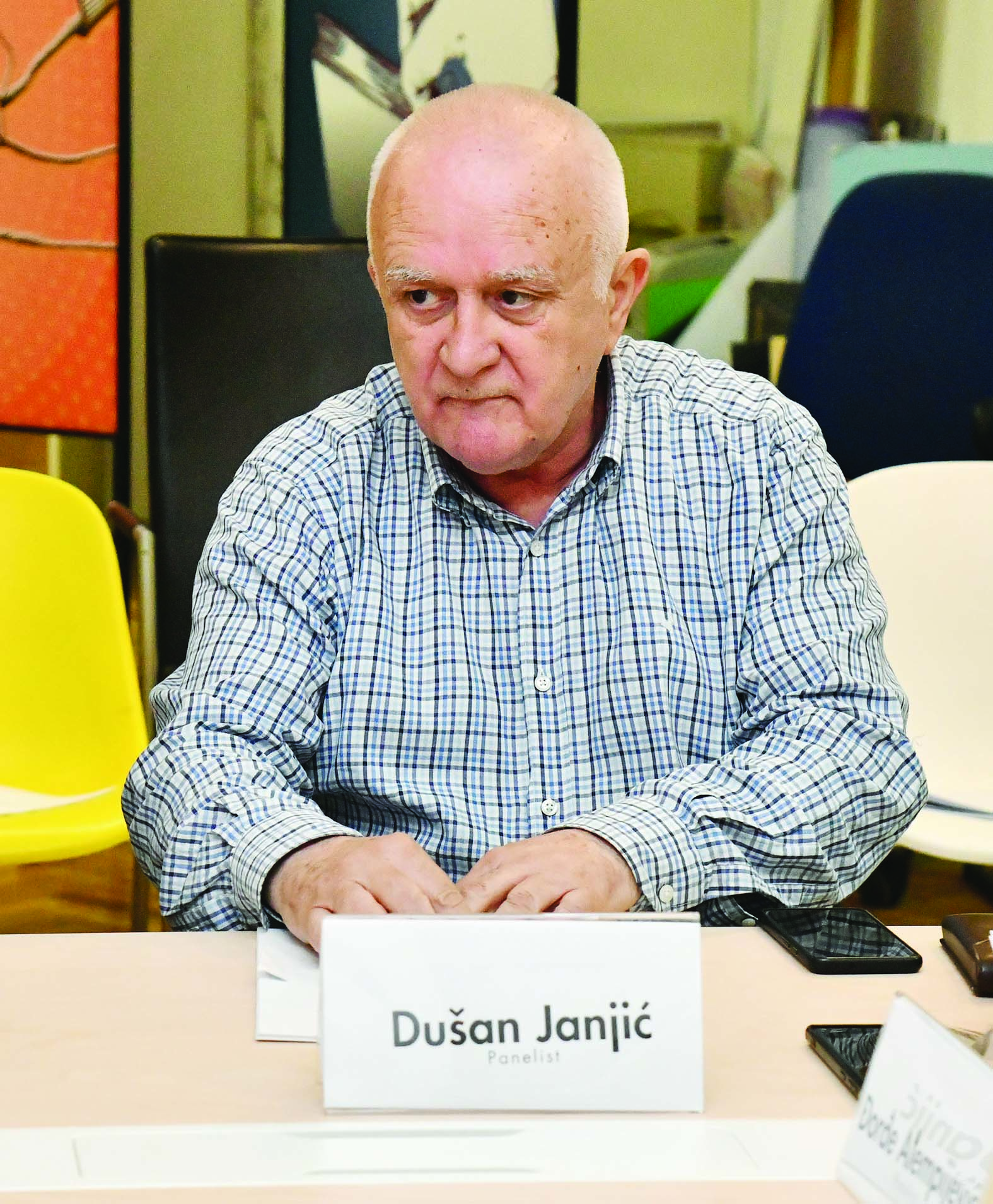 Trampova osveta: Srbiju čekaju kardinalne posledice ako su tačne optužbe o umešanosti Vučića u navodnu krađu izbora u SAD 2 Trampova osveta: Srbiju čekaju kardinalne posledice ako su tačne optužbe o umešanosti Vučića u navodnu krađu izbora u SAD 2