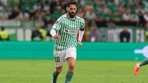 Fudbaler Betisa Isko polomio je fibulu leve noge, saopštio je španski klub.