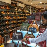 Ispunio pretnje: Tramp uveo sankcije jednoj od najvećih svetskih ekonomija zbog kupovine ruske nafte 10