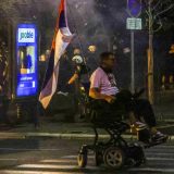 "MUP za danas najavljuje nova hapšenja": Dojče vele piše o još jednoj burnoj noći u Srbiji 6