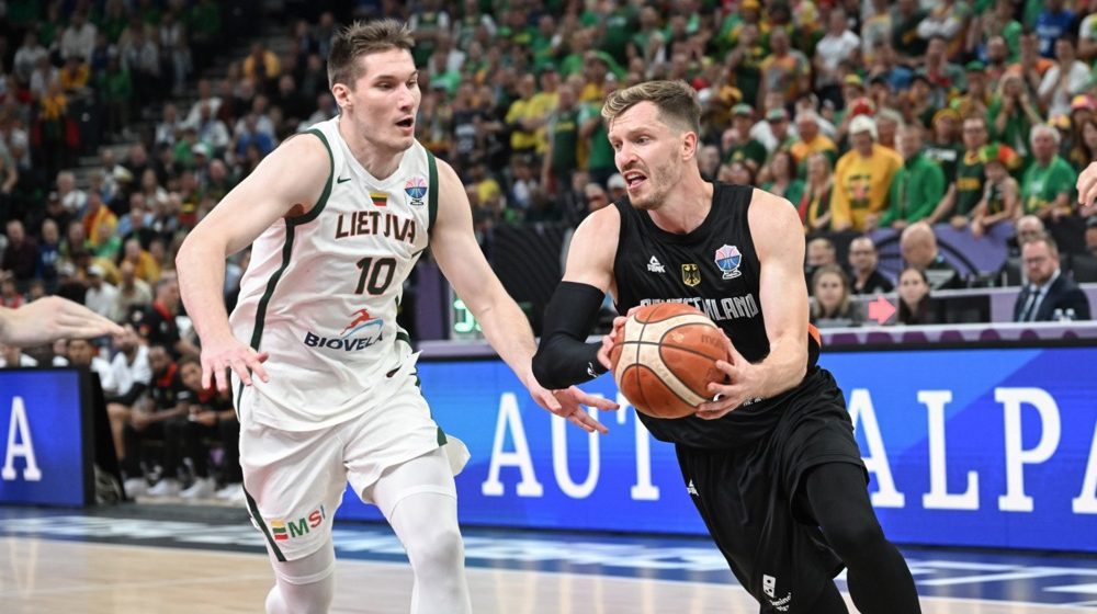 Evrobasket: Svetski šampion lako izašao na kraj sa Litvancima 1