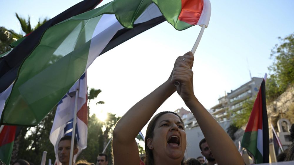 Grčki demonstranti protestuju protiv izraelskih kruzera