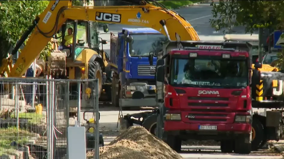 SRCE: Asfaltiranje Ulice Teodora Drajzera još nije završeno, rok tri puta odlagan 1