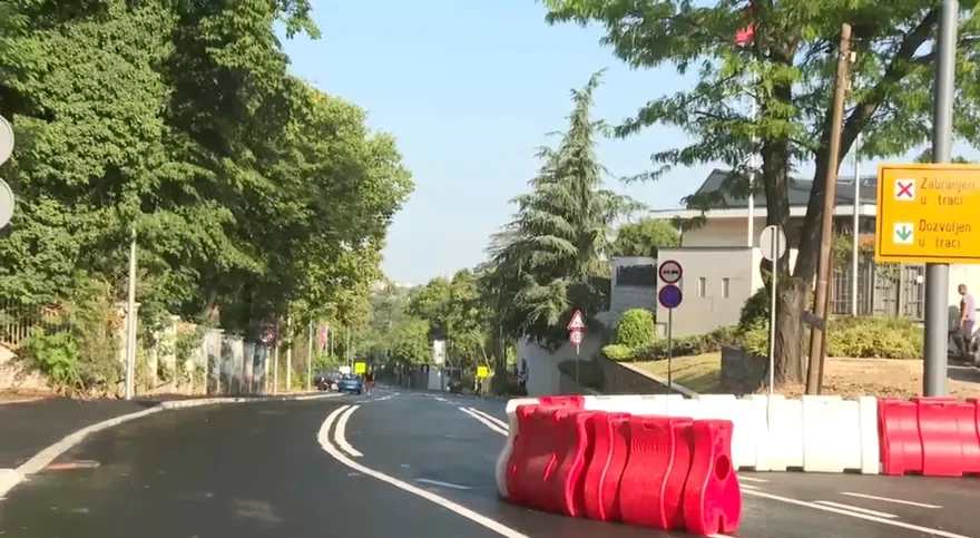 SRCE: Drajzerova ulica posle rekonstrukcije pod vodom, SNS gradi sporo i nekvalitetno 1