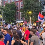 Zborovi u Beogradu odali počast žrtvama "Oluje" pa se uputili do kuće brata Ane Brnabić i premijera Macuta 5