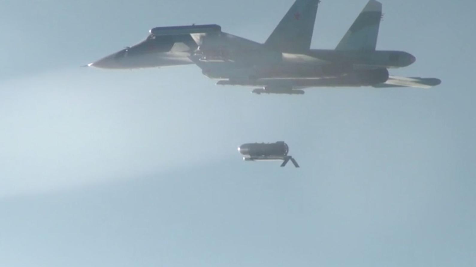 Šta vojne glavešine mogu da nauče iz rata u Ukrajini 7 Ruski borbeni avion lansira jedreću bombu od 3000 kilograma