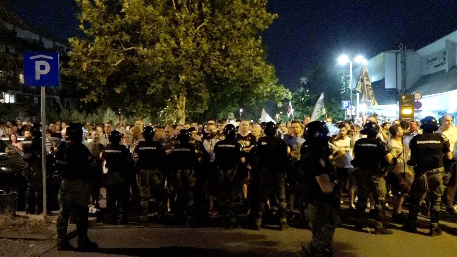 Šta se sve dešavalo u Srbiji u noći između 13. i 14. avgusta: Prvi put umešani i pripadnici Vojske (FOTO/VIDEO) 7