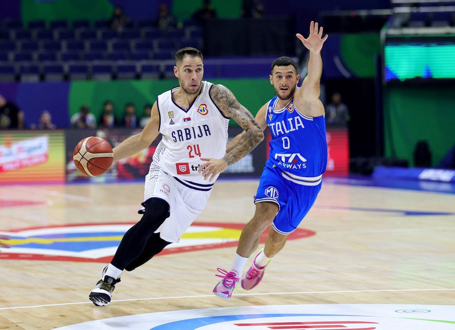 Evrobasket 2025: Ko je ko u reprezentaciji Srbije 5 Stefan Jović (levo) na utakmici Srbija - Italija, na Mundobasketu 2023.