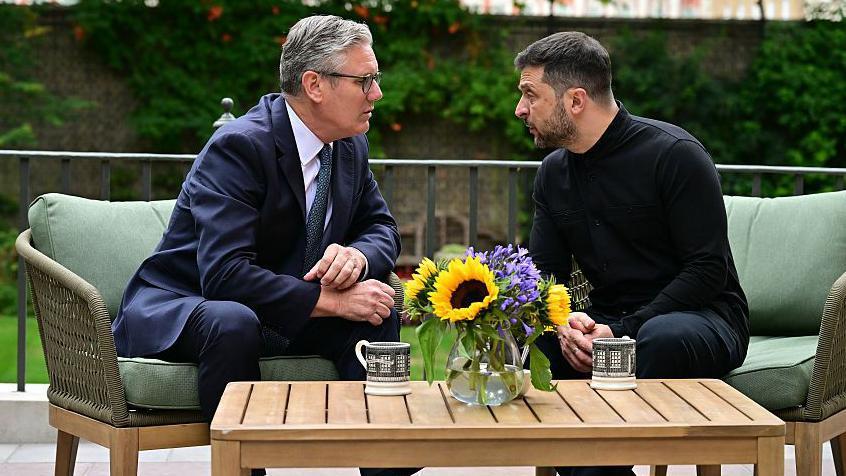 Kir Starmer i Vladimir Zelenski