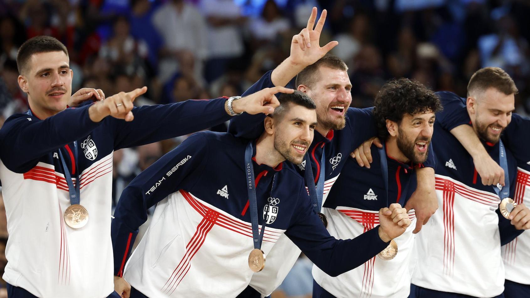 Evrobasket 2025: Ko je ko u reprezentaciji Srbije 1 košarkaši srbije na pobedničkom postolju na Olimpijskim igrama u Parizu sa bronzanim medaljama oko vrata