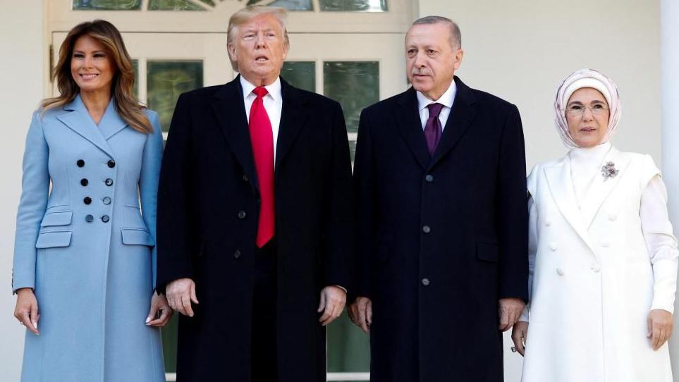 Prva dama Turske pisala Melaniji Tramp: 'Pomozite deci u Gazi' 1 Melanija Tramp, američki i turski predsednici Donald Tramp i Redžep Tajip Erdogan, Ermina Erdogan, uoči sastanka 2019. godine u Beloj kući