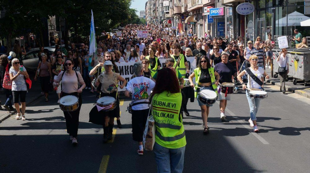 „Srednjoškolci pamte“: Učenici najavljuju protest 1. septembra u znak sećanja na žrtve pada nadstrešnice 1