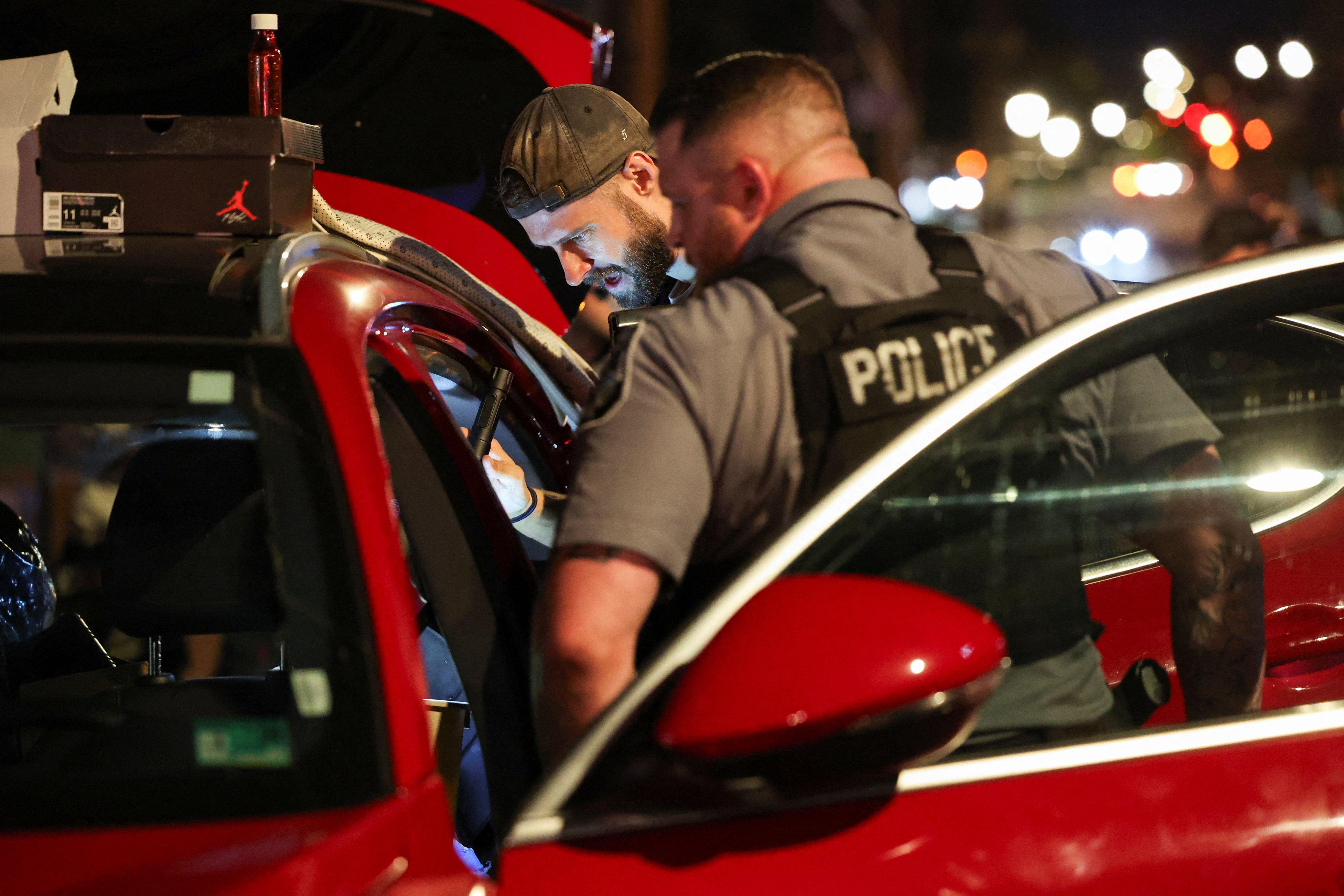 Nacionalna garda na ulicama Vašingtona: 'Borba protiv kriminala i beskućnika' 4 policija u vašingtonu