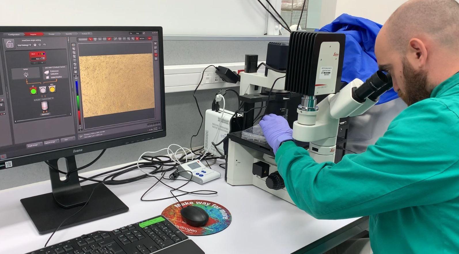 'Vrlo retka bolest naše ćerke naterala nas je u potragu za lekom' 4 Laboratorija