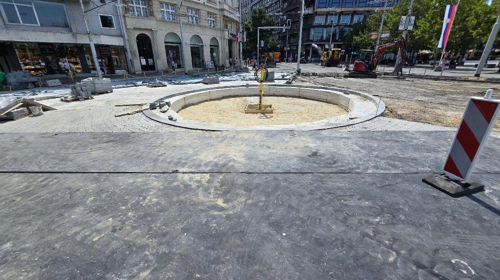 Trg Republike u Beogradu slobodan za saobraćaj od 15.00, Trg Nikole Pašiča i dalje zatvoren 1