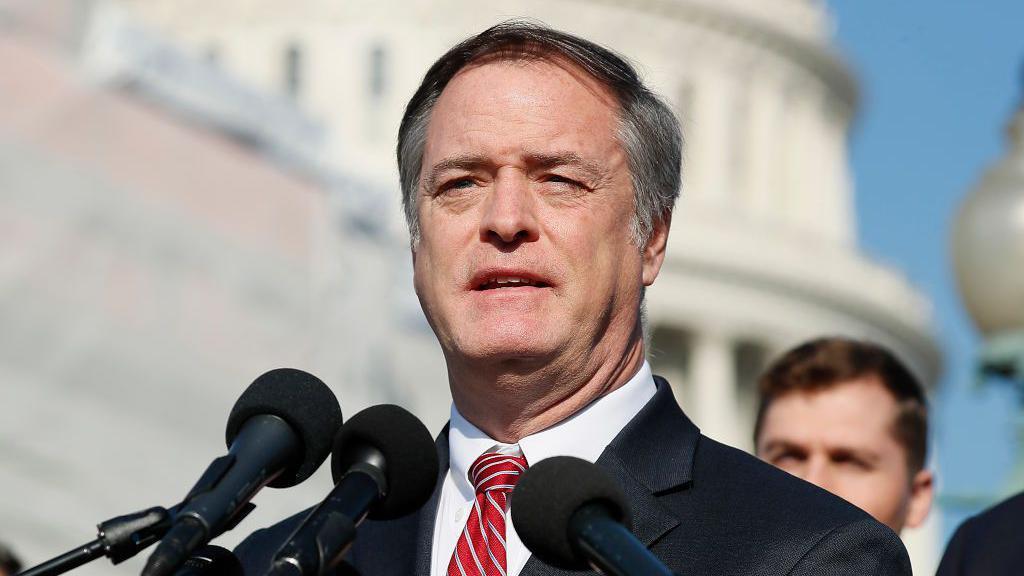 Robert Bilot za govornicom