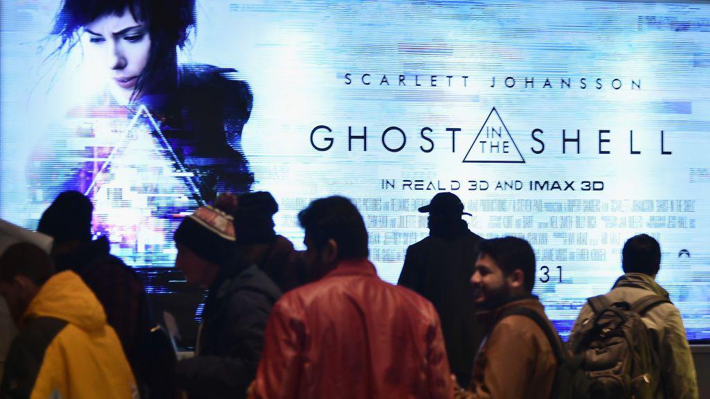 Zašto studiji uporno snimaju igrane adaptacije anima - iako ih obožavaoci mrze? 3 Holivudska adaptacija Duha u oklopu je naišla na žestoke kritike obožavalaca