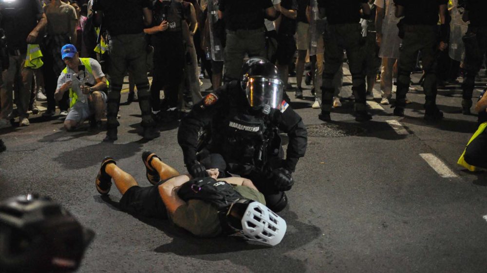 Akademski plenum: Nasilje nad građanima organizovao SNS i policija 1