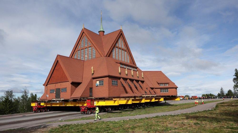 crkva u švedskoj, premeštanje crkve u švedskoj
