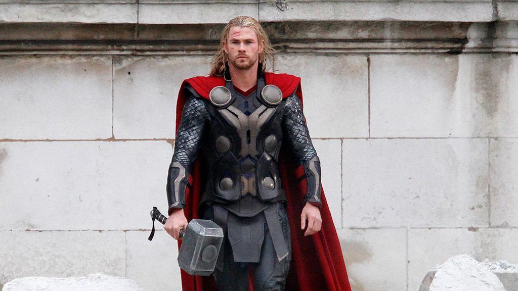 Hemsvort tumači lik Tora u Marvelovom filmskom univerzumu još od 2011. godine 