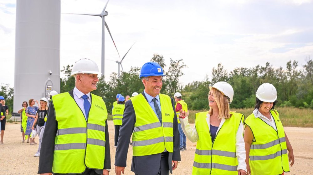 U Kostolcu predstavljen prvi javni vetropark EPS-a od 66 megavata 1