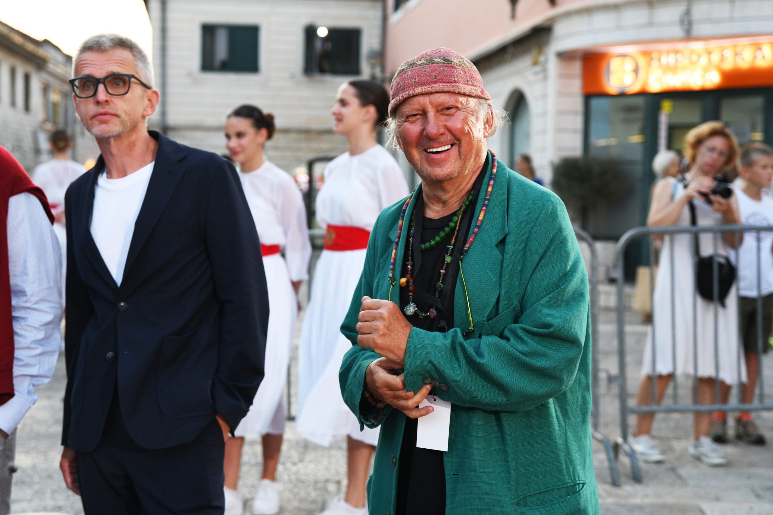 Još sam živ, i ne bih da se izvinjavam zbog toga: Dušan Kovačević primio Nagradu "Milan Žmukić" i proglasio otvorenim 38. Filmski festival Herceg Novi 3