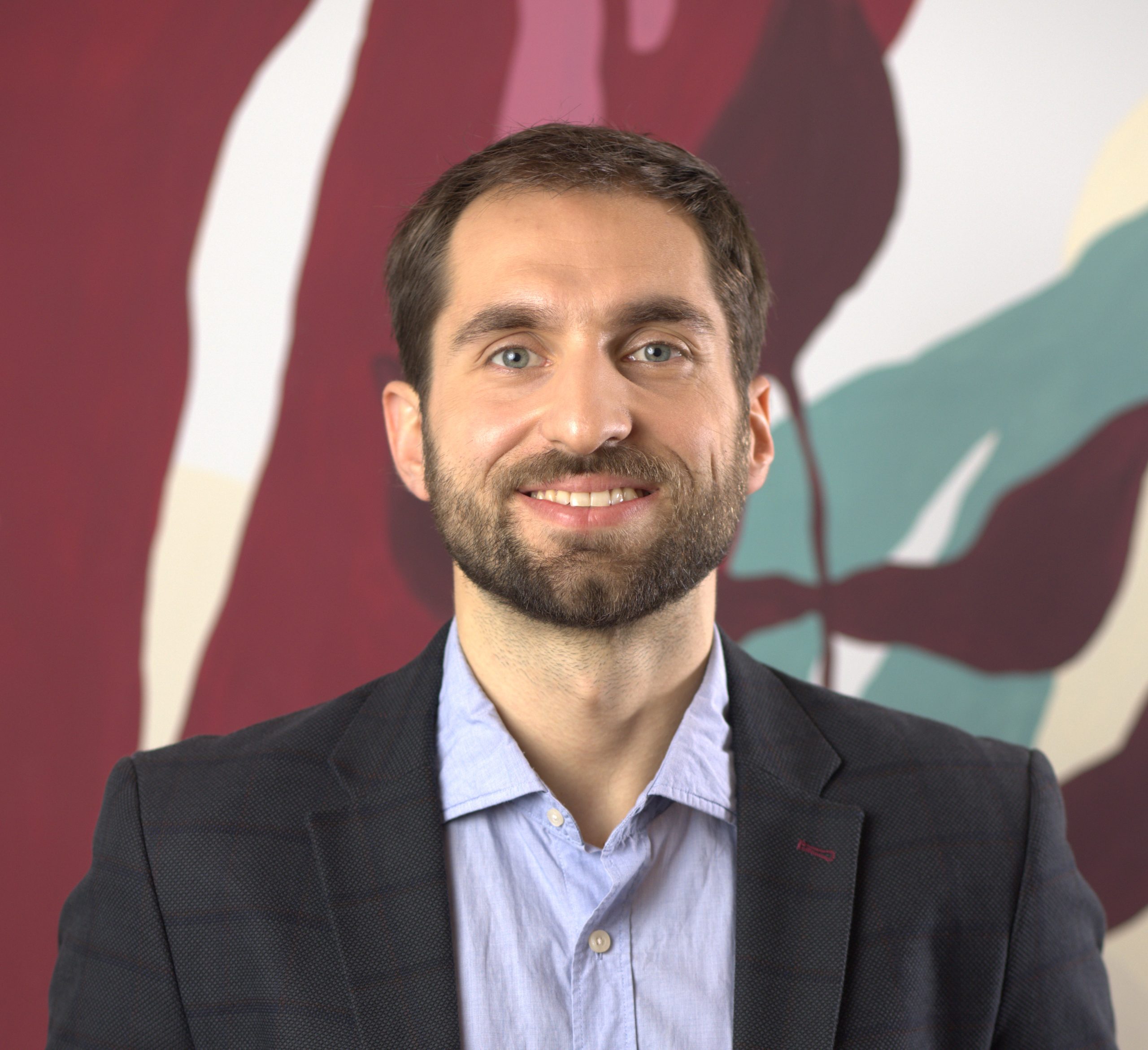 Postupanje policije na protestima: Oštrije prema demonstrantima nego prema SNS pristalicama? 1