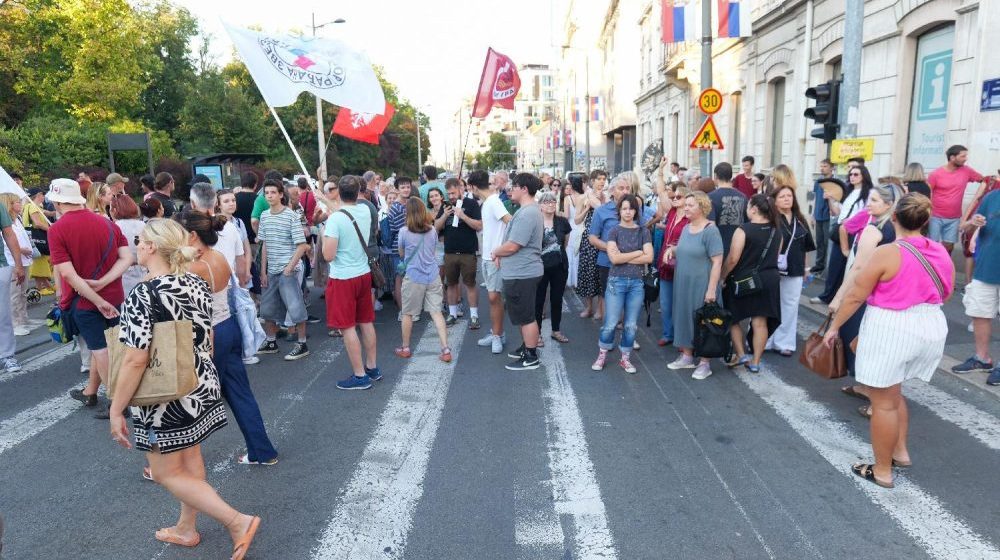 Građani zahtevaju - Spasimo dvojku: Više od 20.000 potpisa 1