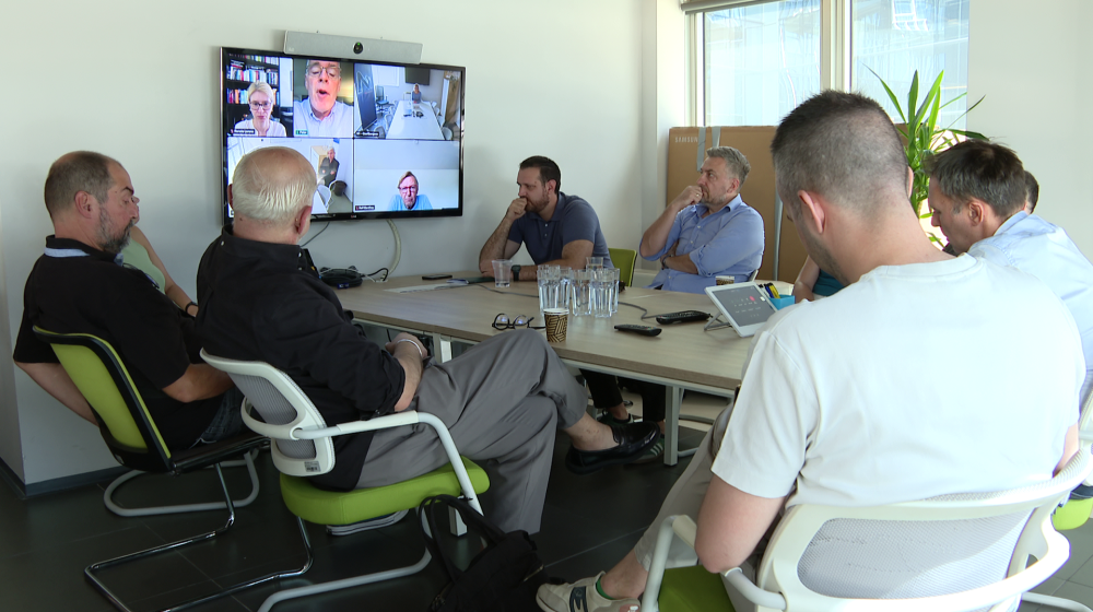 Holandski RTL: Vučić pokušava da ućutka poslednje nezavisne medije, građani su razočarani pasivnošću EU 1