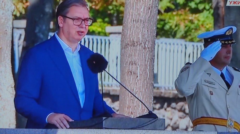 Predsednik Vučić na svečanosti završetka školovanja kadeta na Banjici 1