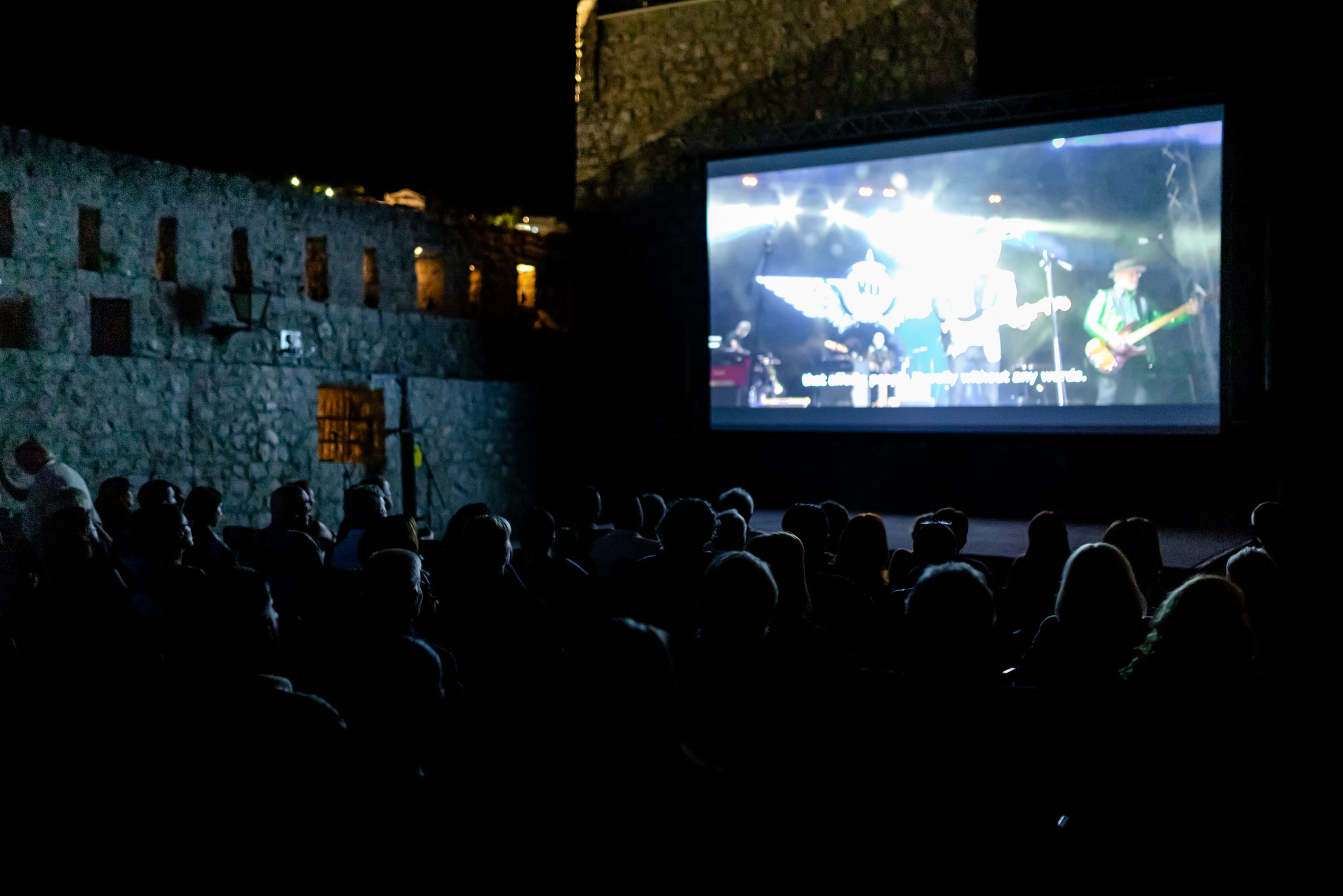 Umetnik pobune i protesta, čiji su bubnjevi postali legenda: Ovacije dokumentarcu o Dragoljubu Đuričiću na 38. FF Herceg Novi 3 Umetnik pobune i protesta, čiji su bubnjevi postali legenda: Ovacije dokumentarcu o Dragoljubu Đuričiću na 38. FF Herceg Novi 3