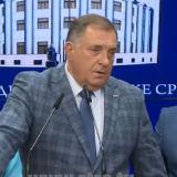 Dodik se vanredno obratio javnosti: Ovde neće opaliti nijedna puška, za šest godina kad se vratim na izbore... (VIDEO) 4