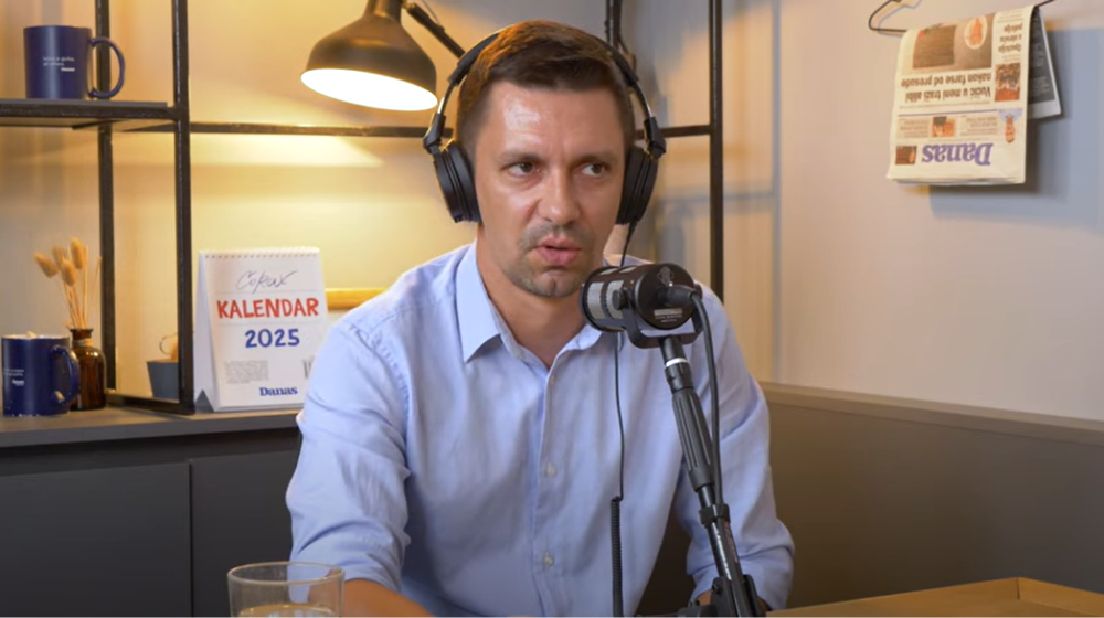 „Publika u Srbiji nije dovoljno medijski pismena da bi kritički pratila sadržaj“: Bojan Cvejić o uspešnosti kampanja tabloida protiv pojedinaca 1