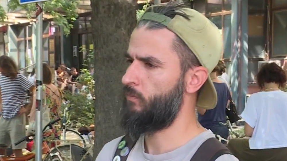 Aktivista iz Odžaka: Dete prebijeno u policijskoj stanici, jednom od uhapšenih polomljena vilica 1