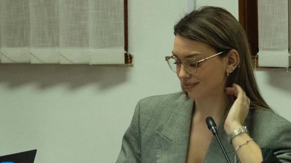 Između Kragujevca i Beograda: Lična priča Jelene Riznić o klasnim i identitetskim sudarima 1