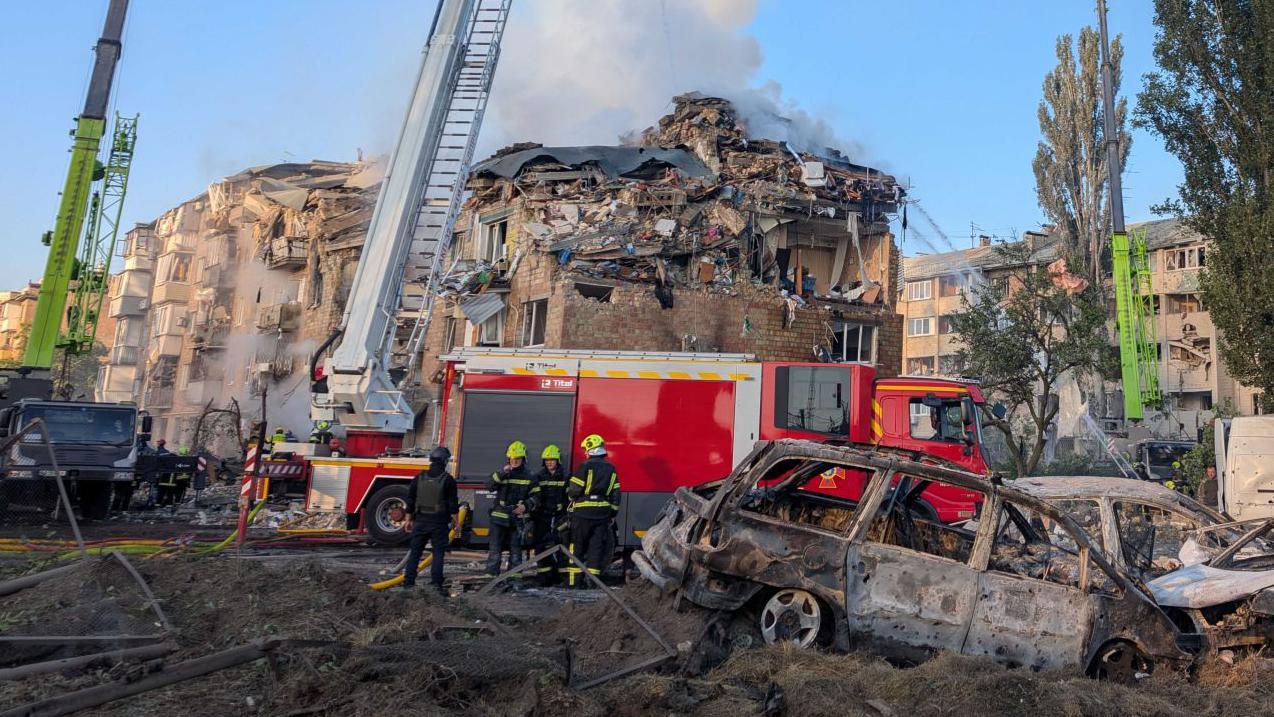 Veliki ruski napad na Kijev: Najmanje 13 mrtvih, više od 40 ranjenih 2 mesto napada u Kijevu