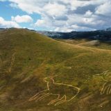 U fotografijama: Veliki crtež na travi na Durmitoru 10