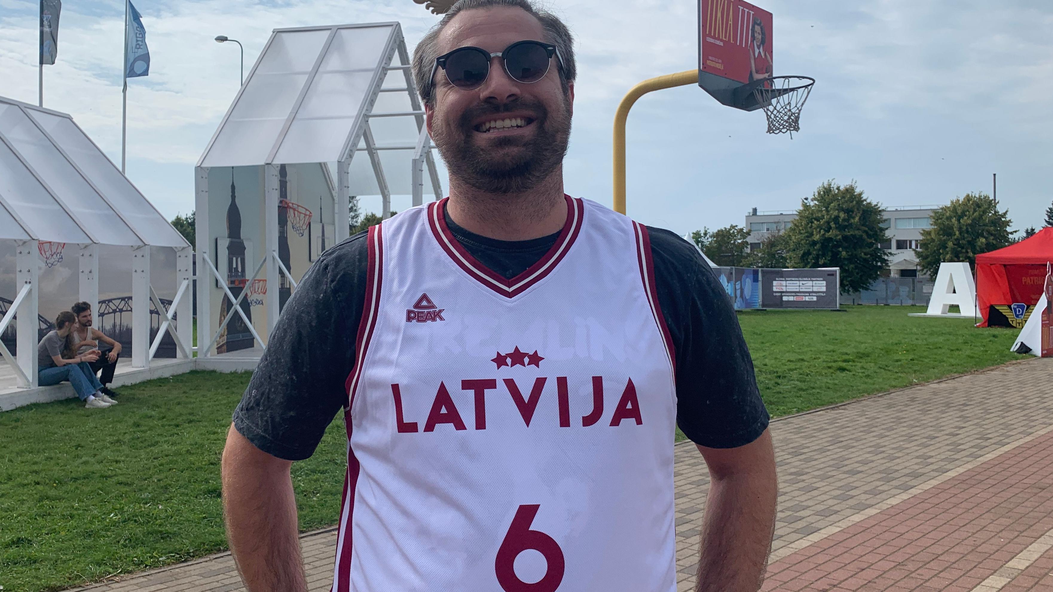 BBC u fan zoni Evrobasketa: Stopiranje, podrška iz dijaspore i burger na vatri 8 Karko u letonskom dresu