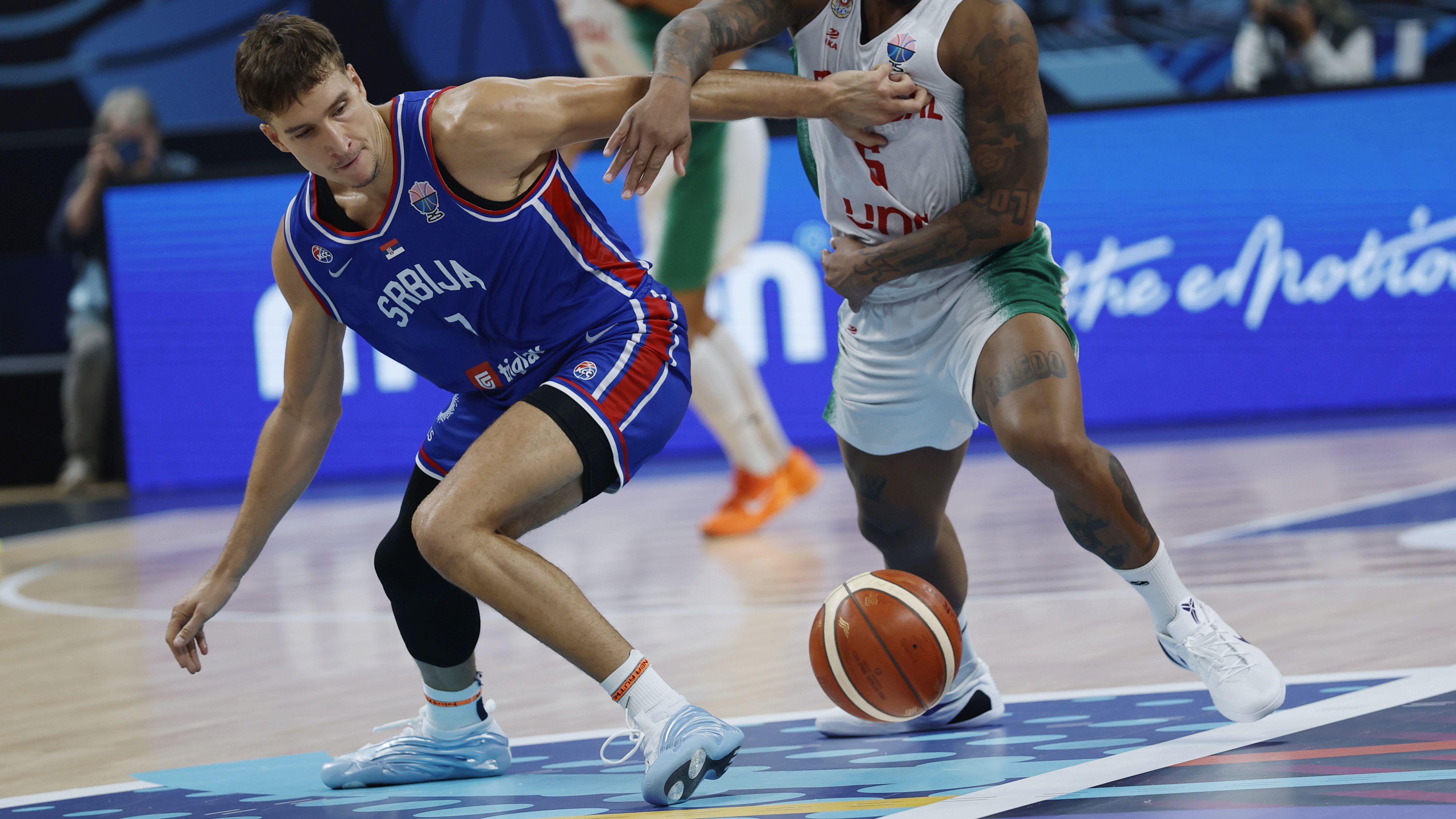 Srbija ostala bez kapitena: Bogdanović zbog povrede završio Evrobasket 2 Bogdan Bodganović u duelu sa Travanteom Vilijamsom