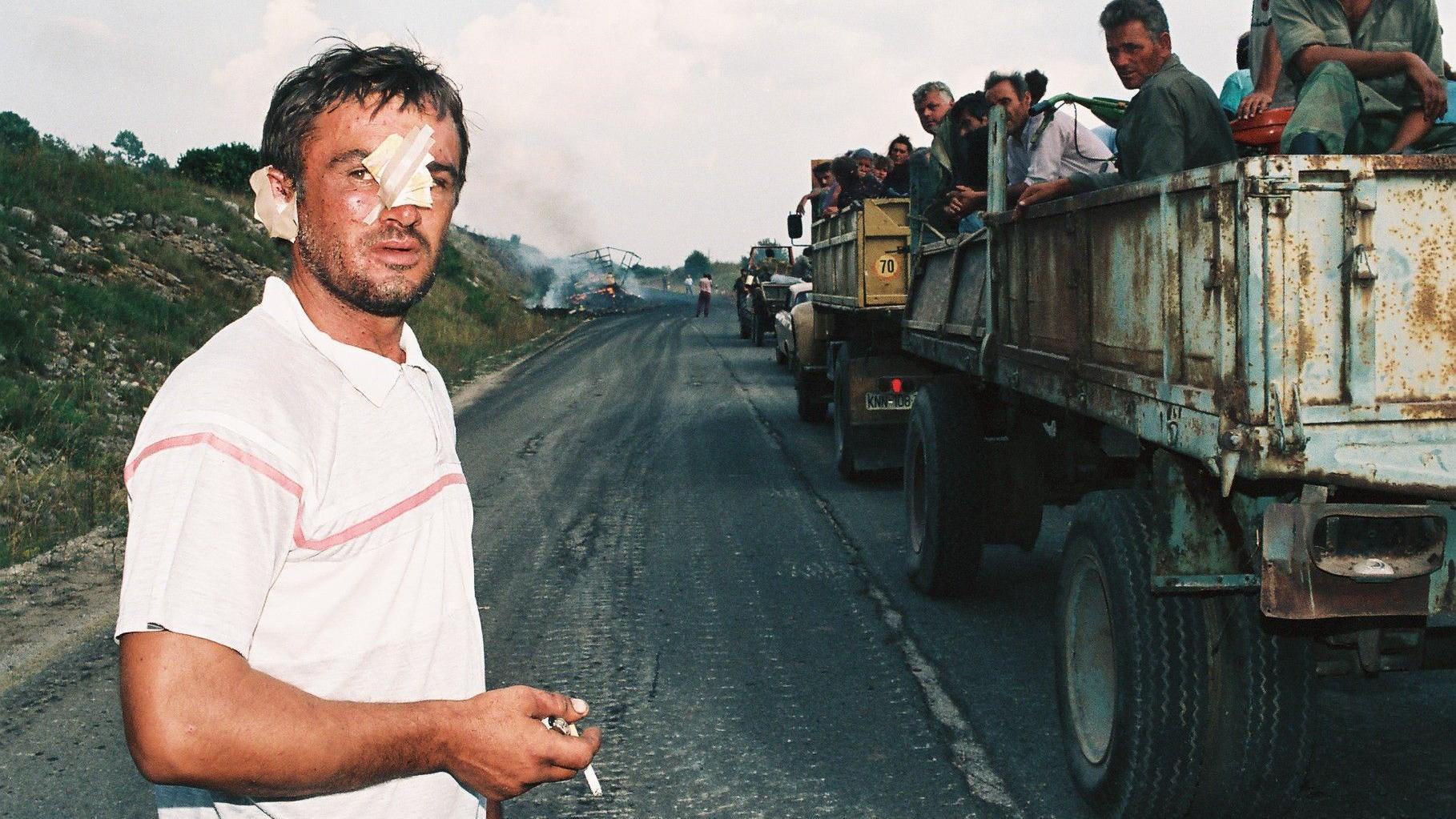 Napad na Petrovačkoj cesti: Epizoda 'Oluje' koja još čeka odgovore 1 Jovica Piplica teško je povređen u napadu na izbegličku kolonu Srba iz Republike Srpske Krajine 7. avgusta 1995. godine