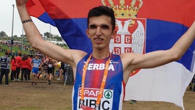 Ministarstvo odbrane: Vojni službenik Elzan Bibić oborio državni rekord u trci na 5.000 metara u Belgiji 1