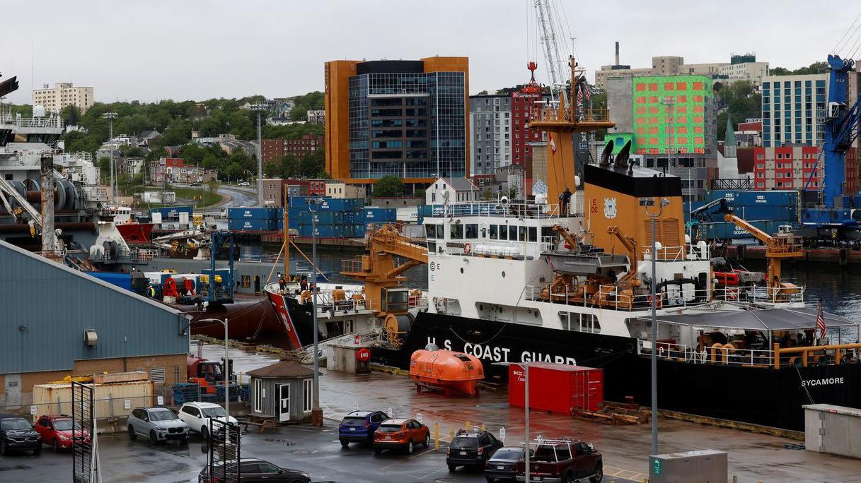 Obalska straža izvlači olupine podmornice Titan u junu 2023.