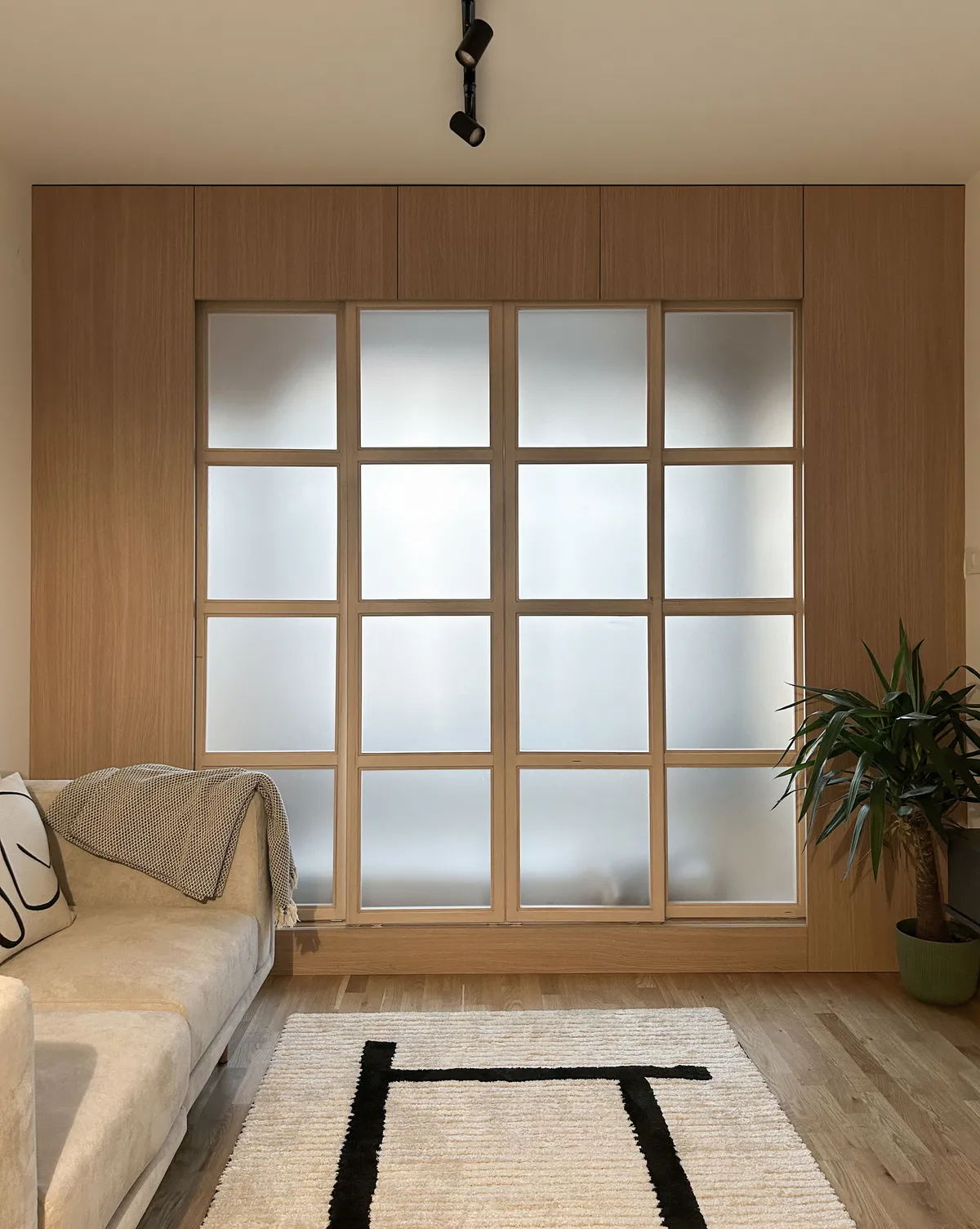 Pogledajte kako je mali stan u Novom Sadu pametnom reorganizacijom postao maksimalno funkcionalan 4