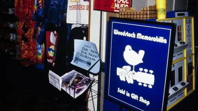 Suveniri sa Vudstoka su i dalje na ceni