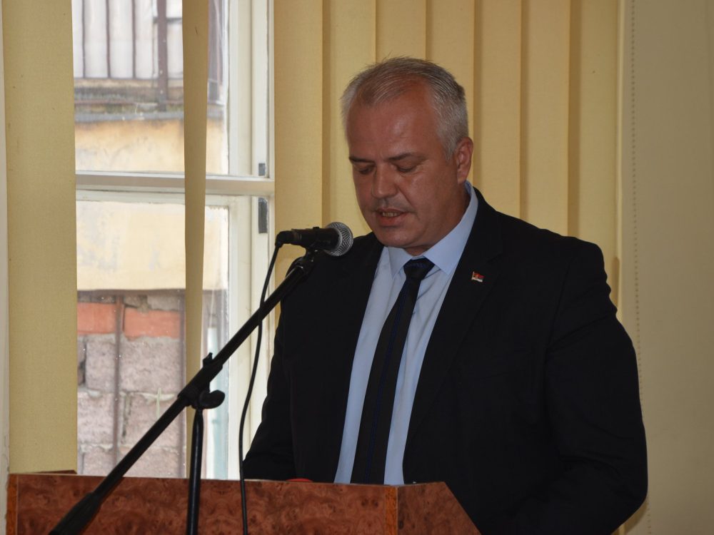 Dalibor Radičević Nerazvijena opština Aleksinac izdvaja stotine hiljada evra za "ujede" napuštenih pasa: Privatno prihvatilište nudi rešenja, a nisu spremni da ga čuju 5