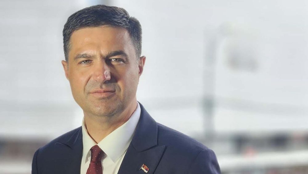 Roditelji osnovaca u Nišu od danas dobijaju 20.000 dinara za kupovinu udžbenika 2