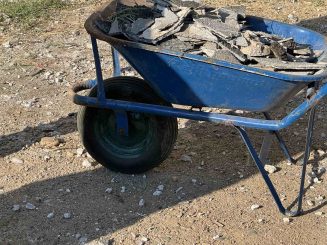 foto, klinika za onkologiju obrusen deo terase 2, foto podes Niški Klinički centar najavio krivičnu prijavu protiv dr Dragana Milića zbog objava o Onkologiji i bivšoj Klinici za plućne bolesti u Knez Selu 3