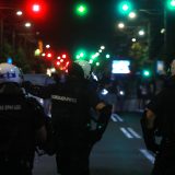 Uhapšeni demonstrant u Čačku odvežen sanitetskim vozilom na bolnički pregled 4