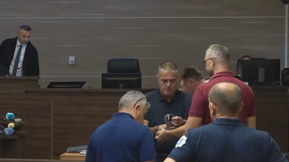 U 14 sati odluka o Igoru Popoviću: Kako je izgledalo suđenje? (VIDEO) 1